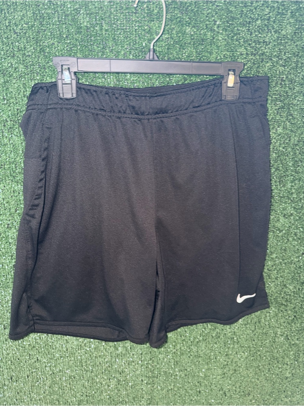 Nike Men  Black Mesh Training Shorts with White Swoosh Sz Large